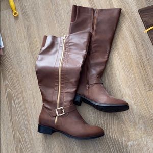 Shoe dazzle brown riding boots- size 10, wide calf